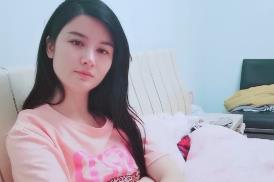 寂寞少婦，一頓開場白，就開始幹自己.